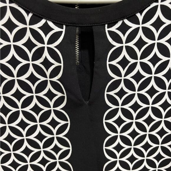 Black and white patterned dress - Picture 2 of 4